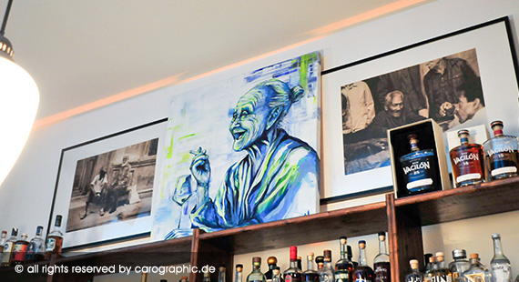 Besucher:innen der Ausstellung carographic in der Esscobar Cottbus 2019
